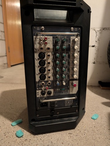 Yamaha stagepass 300 - yamaha,